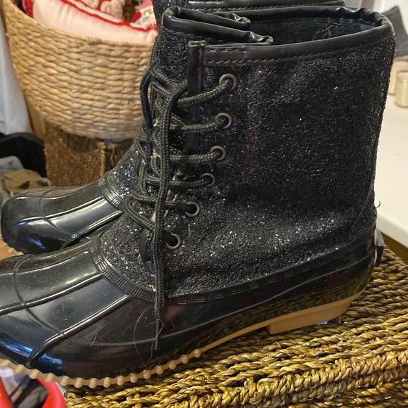 Black glitter rain boot - Picture 3 of 5